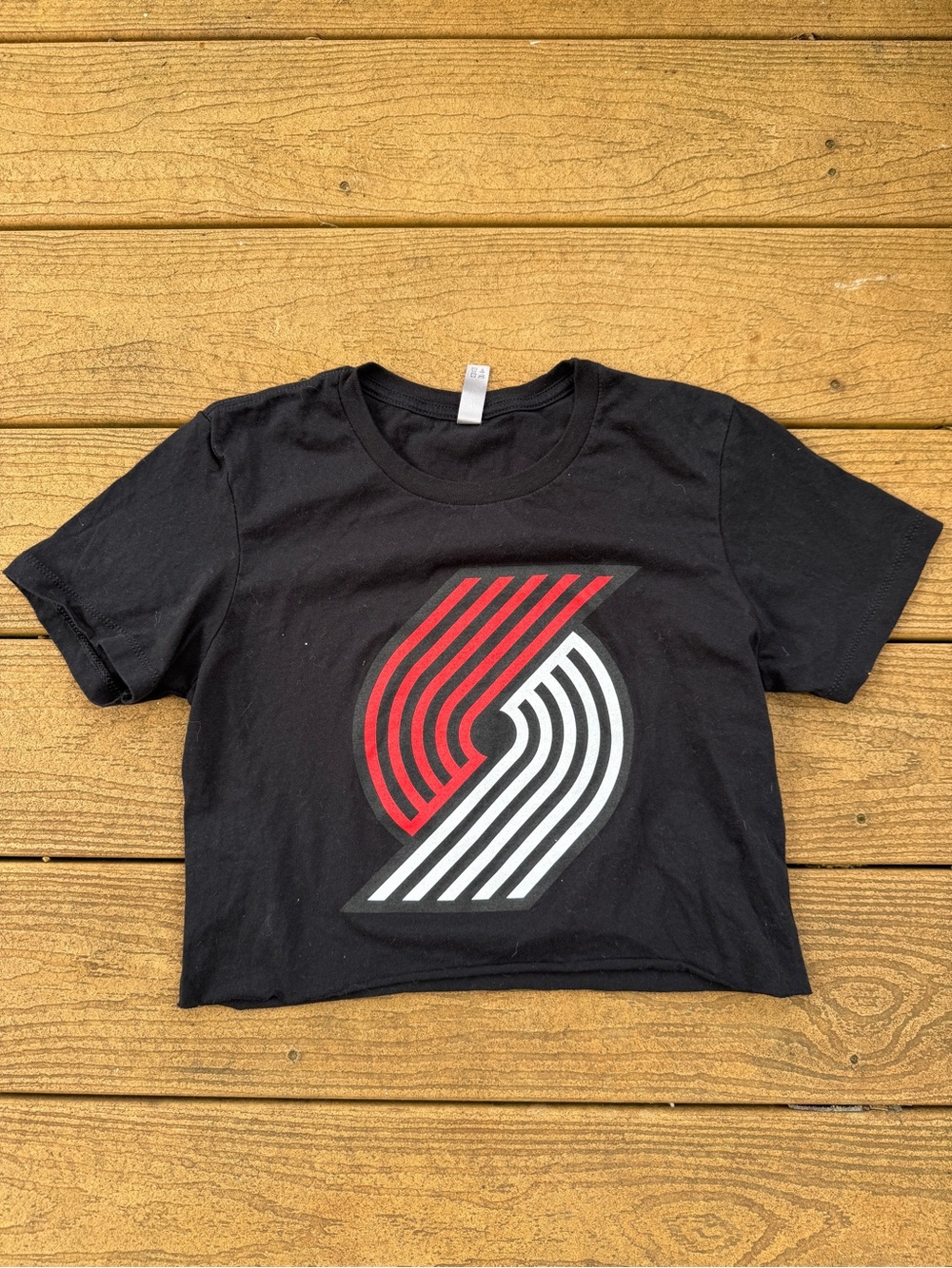Black Portland Trail Blazers Crop Tee - Red & White
